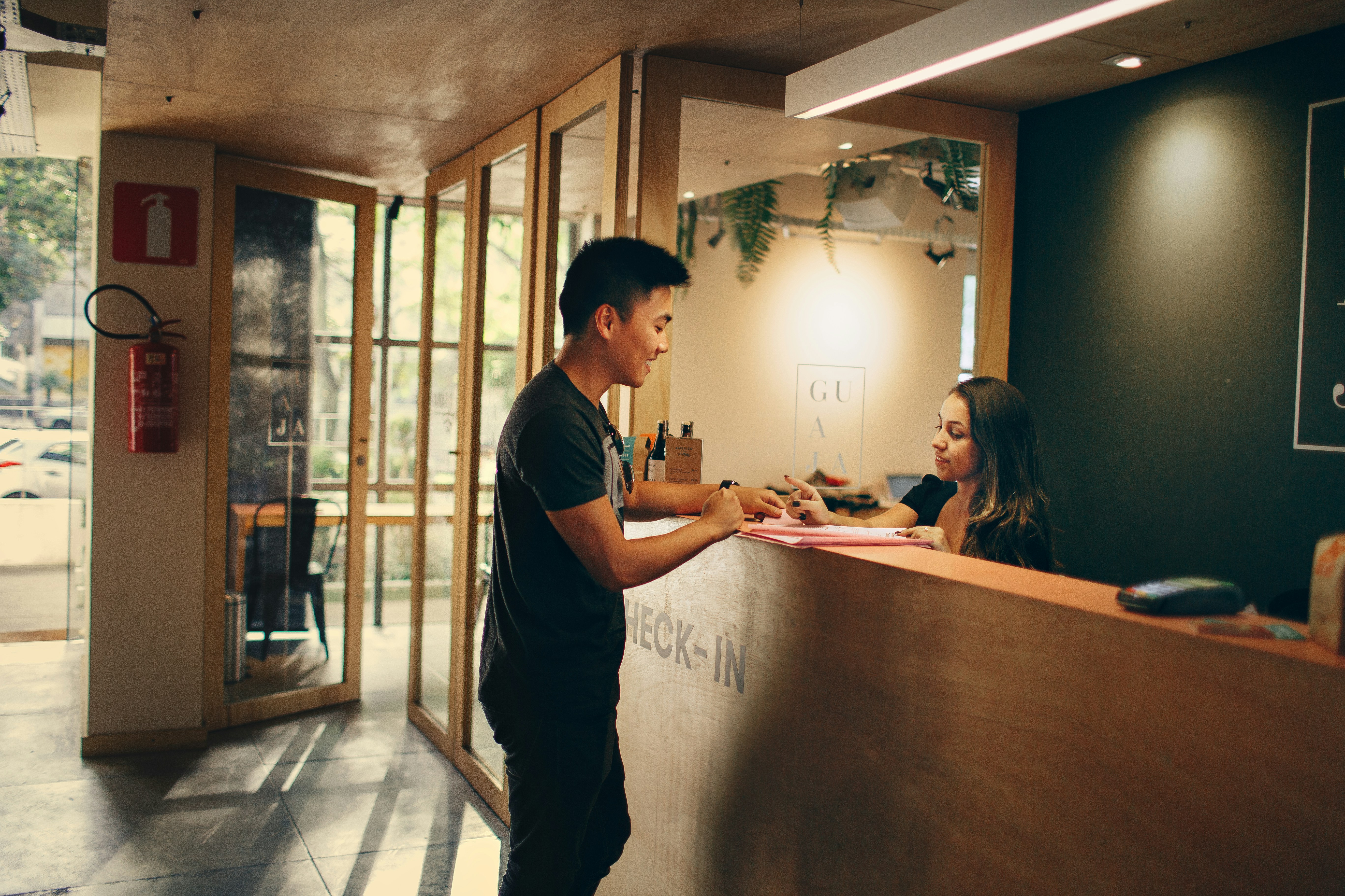 Hotelbetrieb und Gästeservice